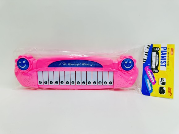 ПИАНИНО НА БАТ В ПАКЕТЕ