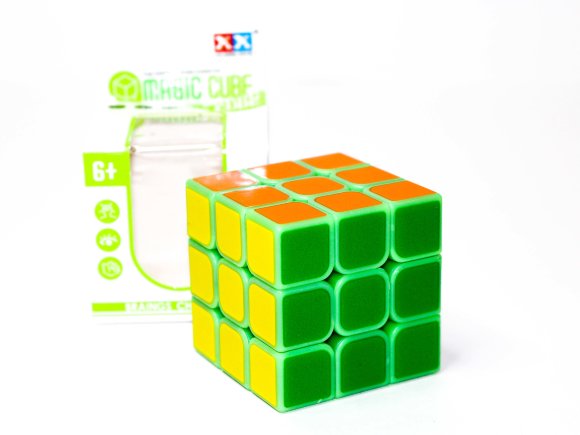 кубик рубика в коробке свет (288)